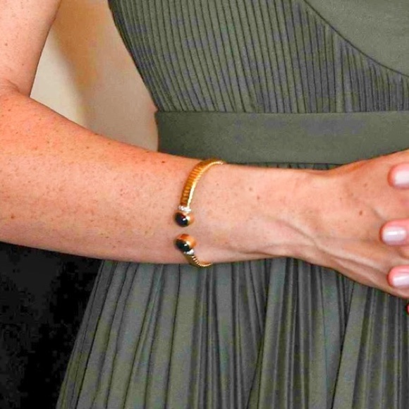 Princess Diana / Meghan Markle Inspired Blue Gemstone & CZ Goldtone Bracelet - Picture 11 of 16